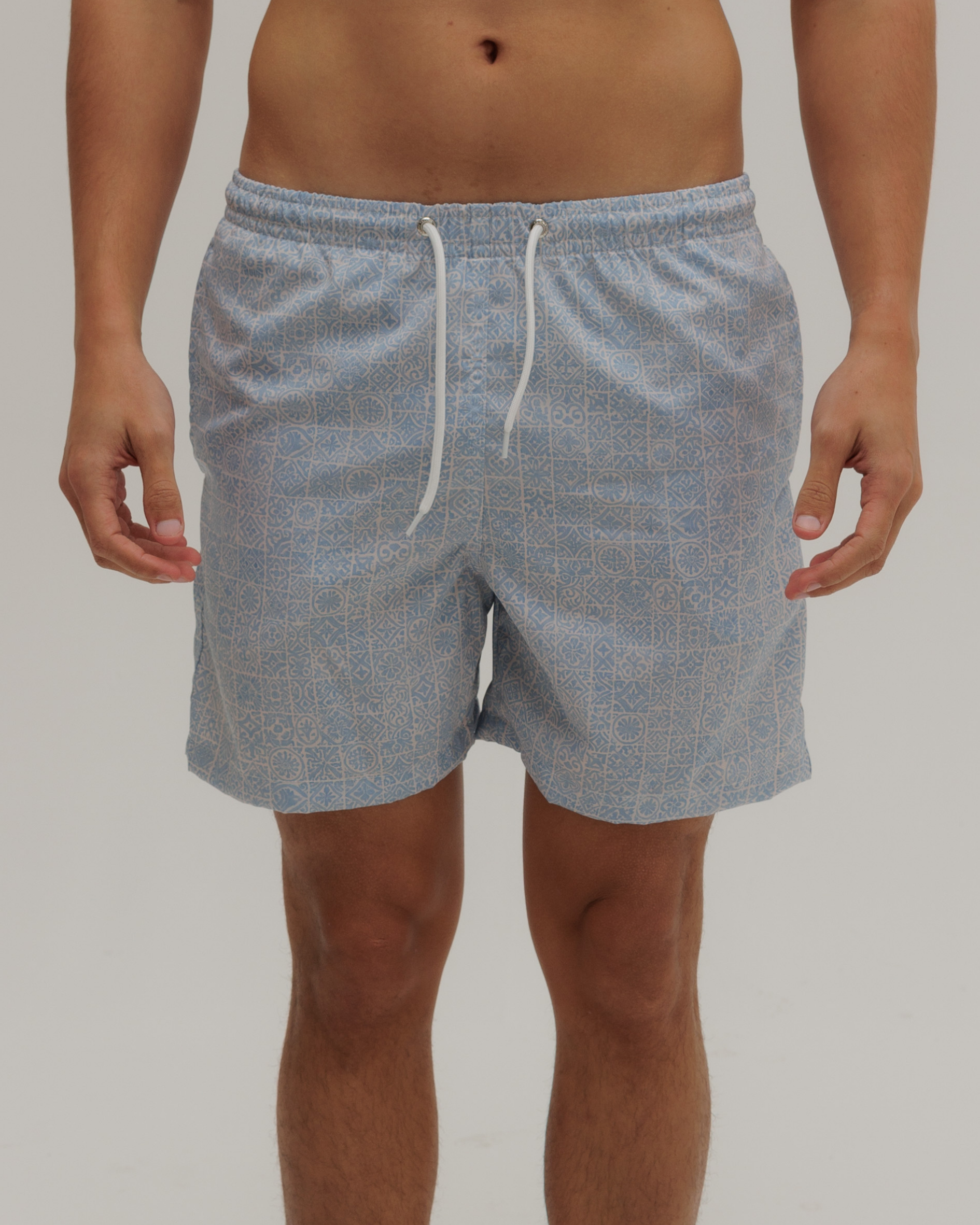 SHORTS MOSAICO PORTUGUÊS AZUL