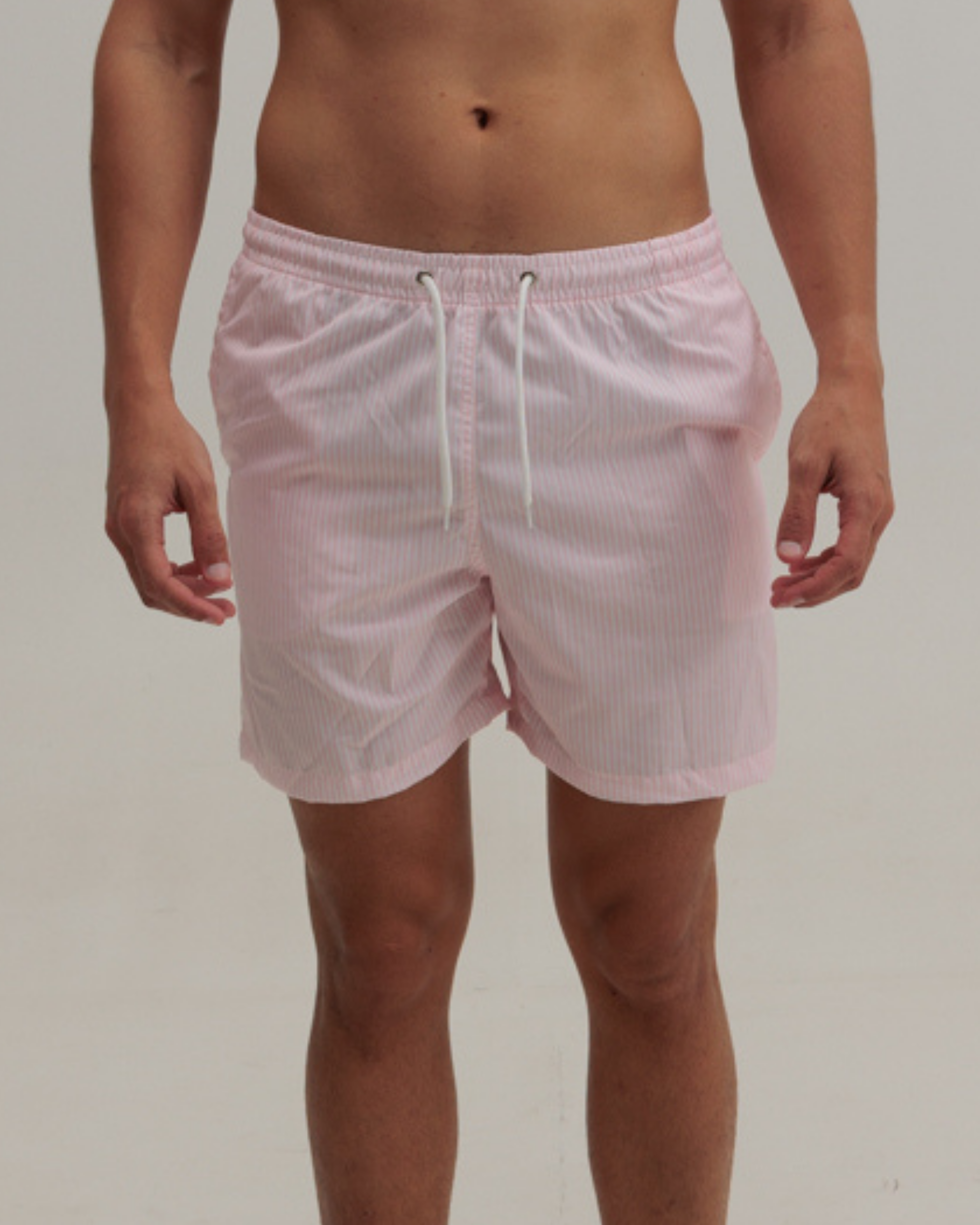 SHORTS LISTRADO ROSA