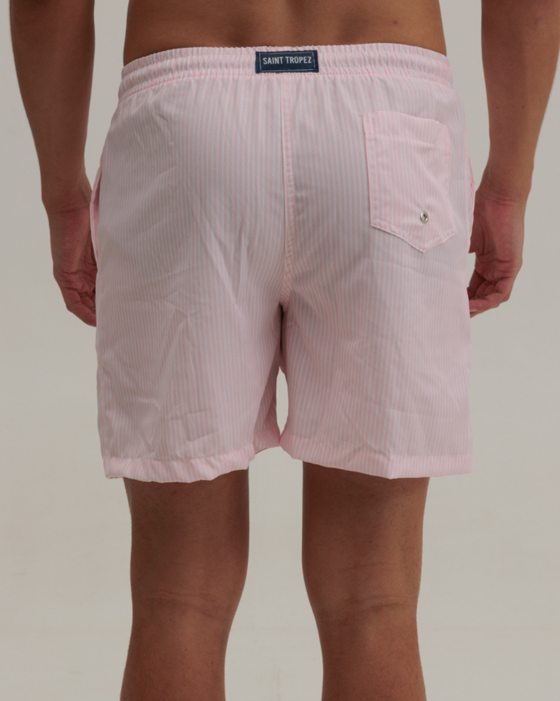 SHORTS LISTRADO ROSA