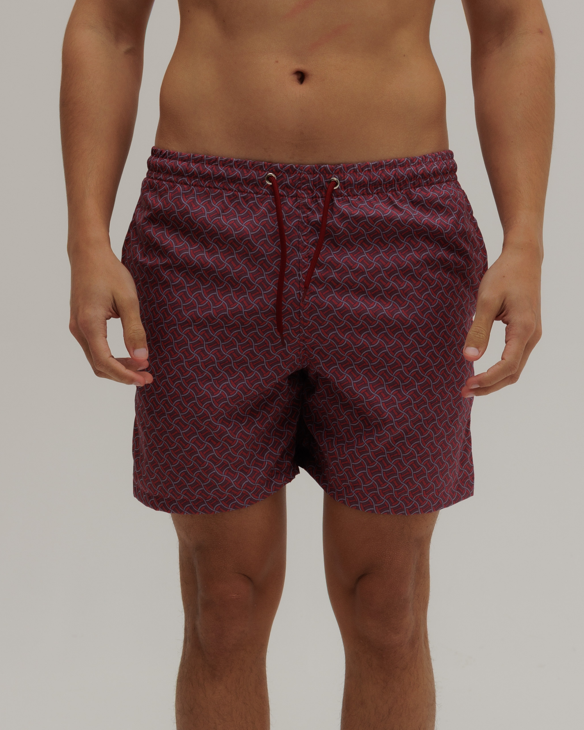 SHORTS TRAMA VERMELHO