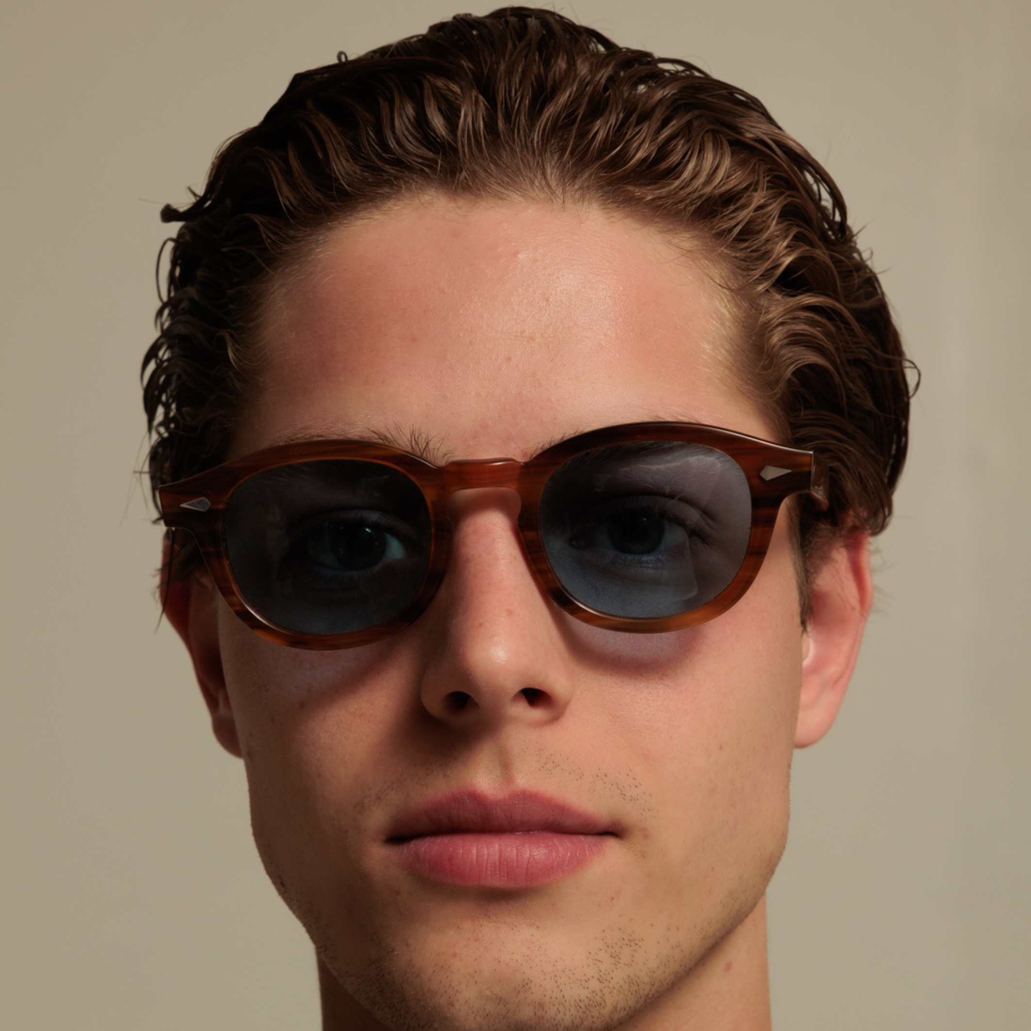 ÓCULOS DE SOL ST 002