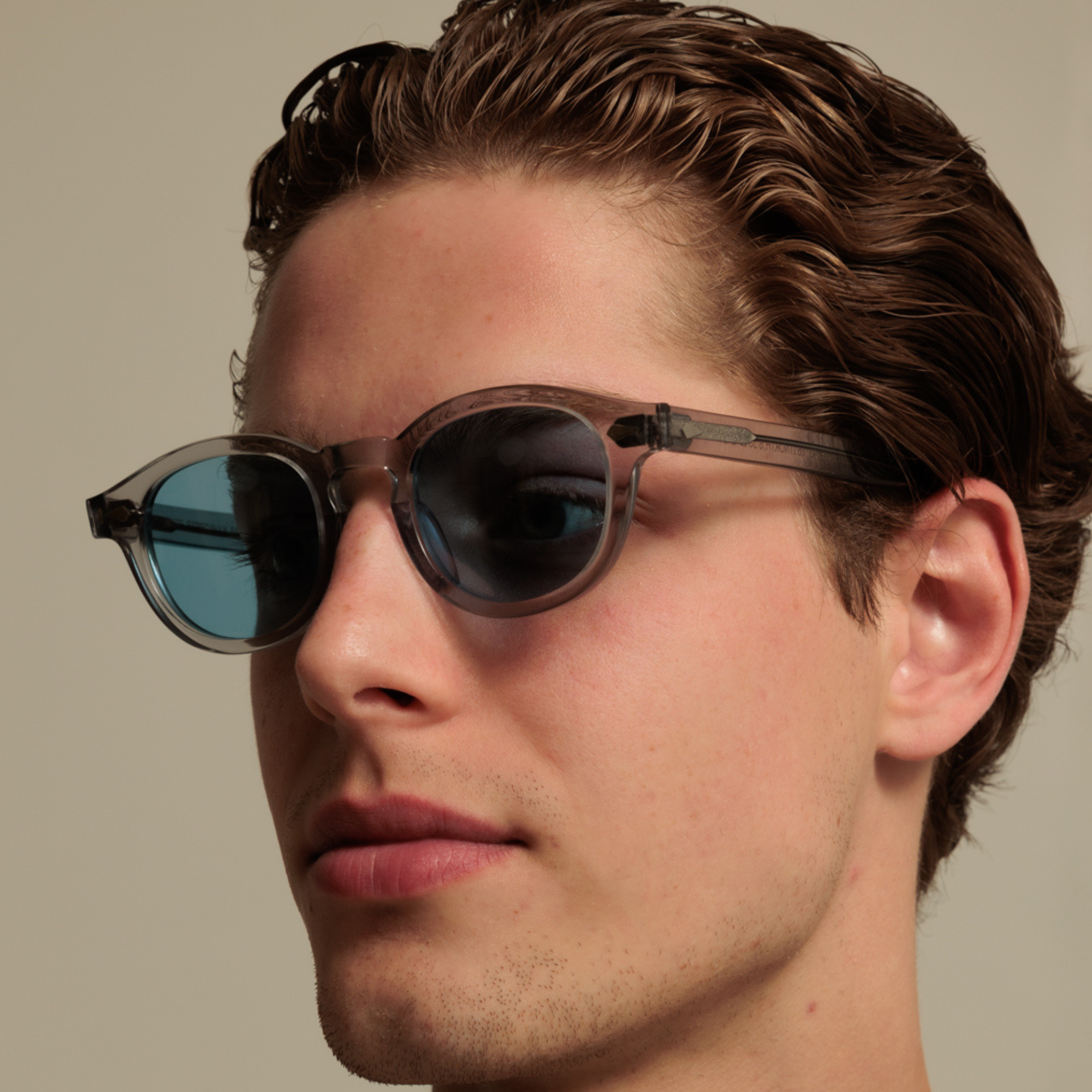 ÓCULOS DE SOL ST 005